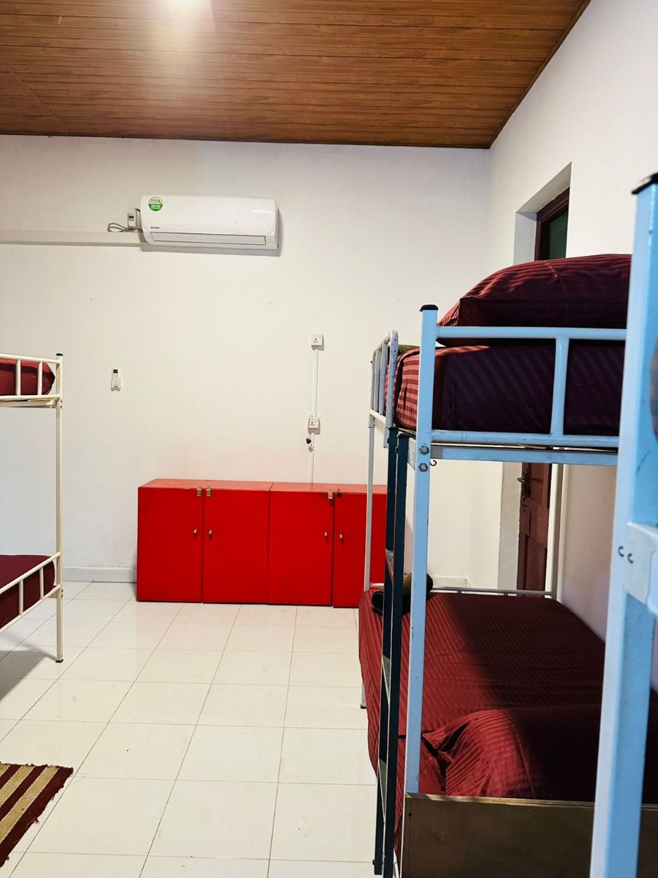 Female 8/4 bed dorm at Rock View Hostel